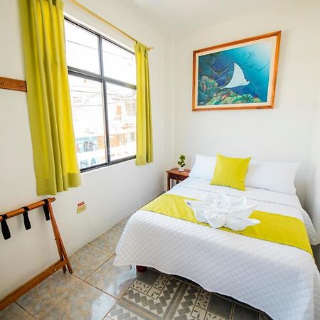 Suites En El Centro Puerto Ayora  Ngoại thất bức ảnh