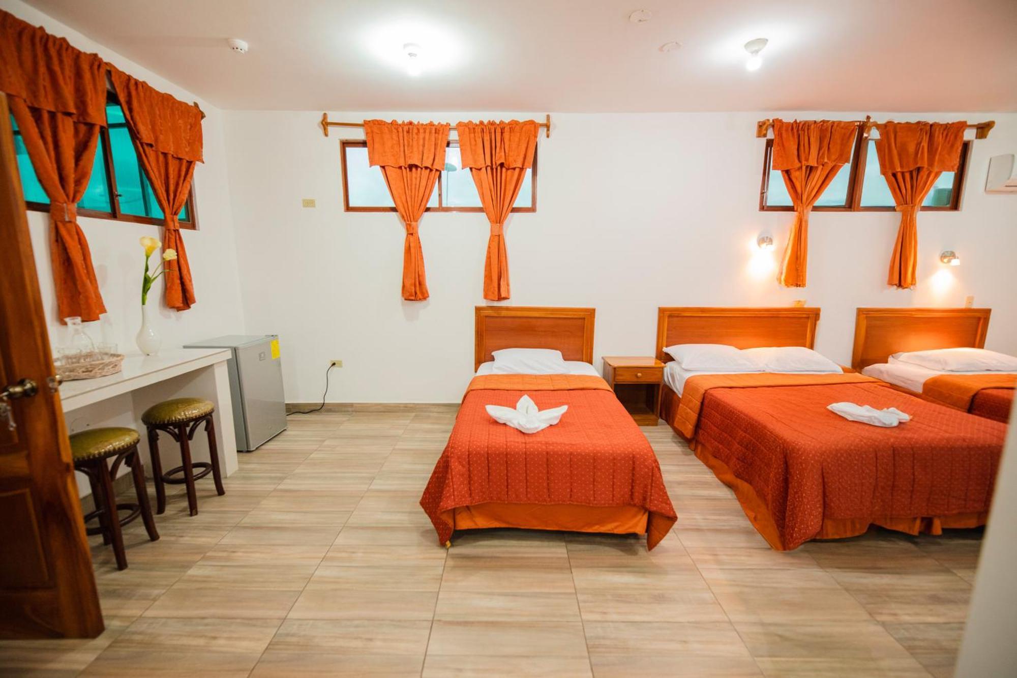 Suites En El Centro Puerto Ayora  Ngoại thất bức ảnh
